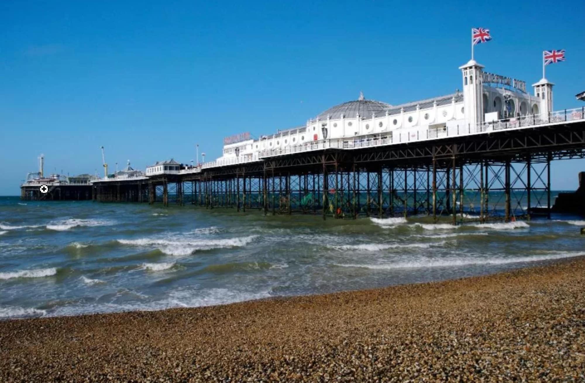 Central Wave Brighton Екстериор снимка